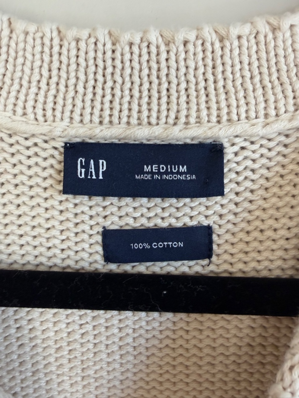 GAP sweater - Picture 2 of 3